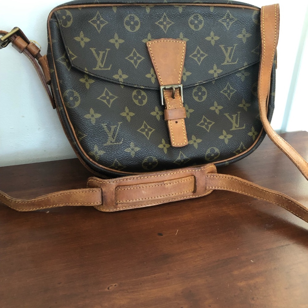 Louis Vuitton Crossbody